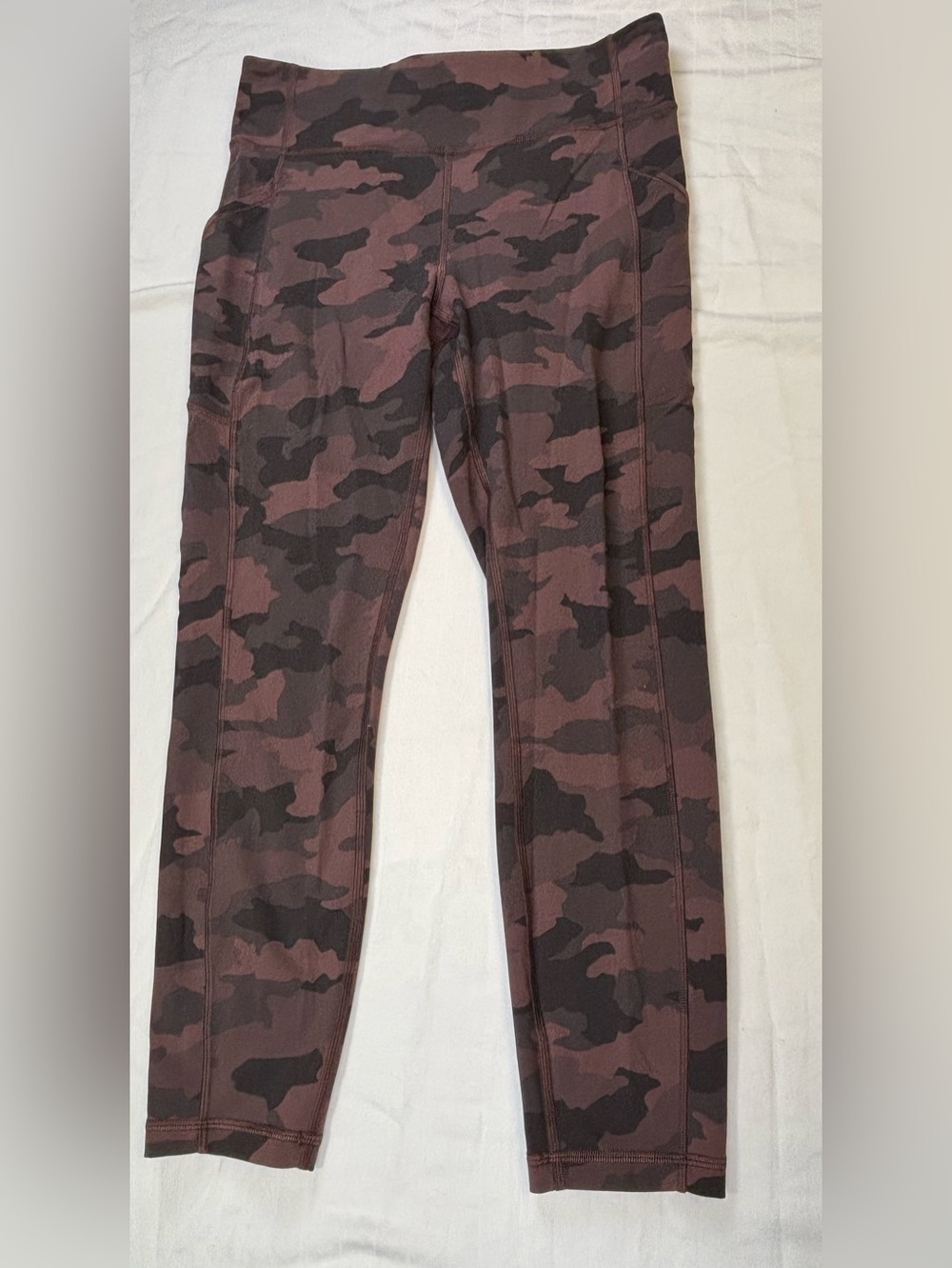 Lululemon womens brown sz 10 Camo Active workout Leggings
